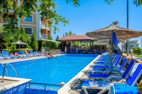 Vemara Club Hotel and Villas - Free parking and Free Beach Access
